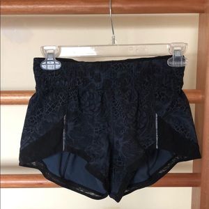 Lululemon shorts size 2
